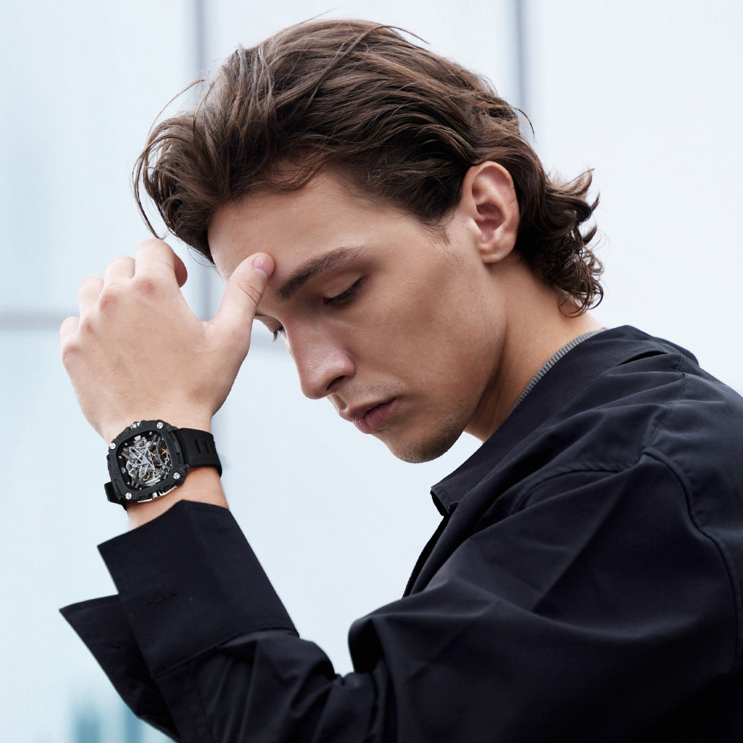 CIGA design Eye of Horus — coroa de obsidiana